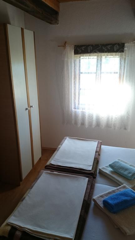 Rustic Home Mia Duga Resa Room photo