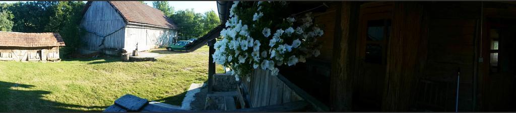Rustic Home Mia Duga Resa Room photo